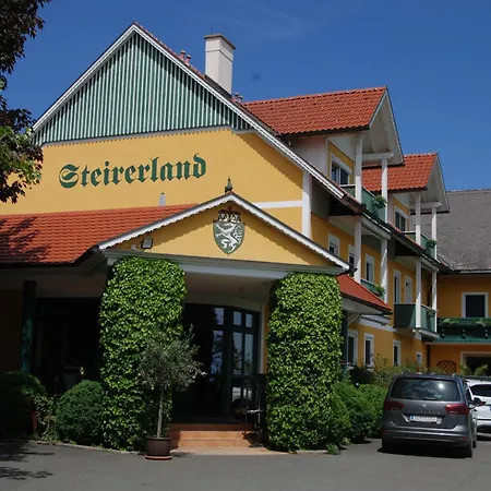 Weinberg-panoramaferienhaus بيت للعطل