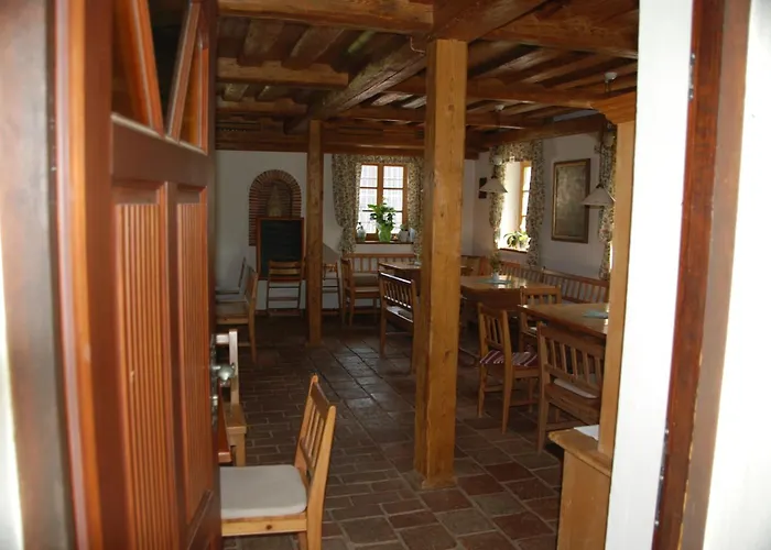 Weinberg-panoramaferienhaus 度假居 绍萨尔地区基策克